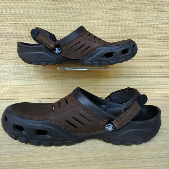 Crocs - Picture 2 of 7